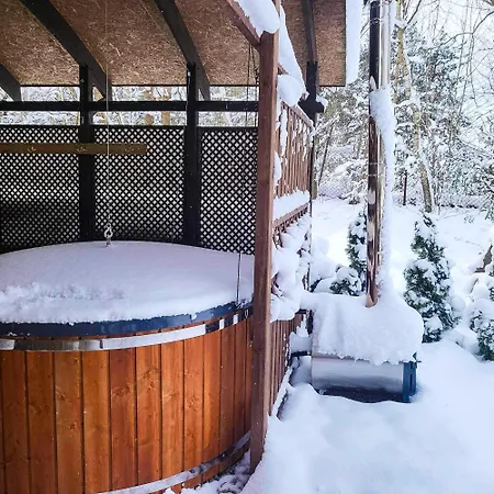 - Basen, Sauna, Balia, Jacuzzi, Dom Caloroczny W Szymbarku Villa *