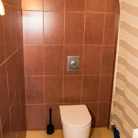 Villa - Basen, Sauna, Balia, Jacuzzi, Dom Caloroczny W Szymbarku *