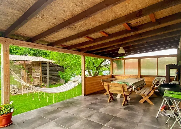 - Basen, Sauna, Balia, Jacuzzi, Dom Caloroczny W Szymbarku Villa Szymbark (Pomerania)