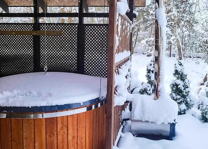 - Basen, Sauna, Balia, Jacuzzi, Dom Caloroczny W Szymbarku Villa *