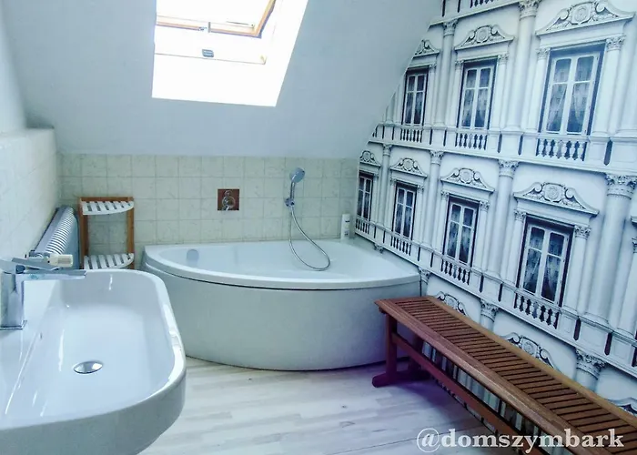 Villa - Basen, Sauna, Balia, Jacuzzi, Dom Caloroczny W Szymbarku